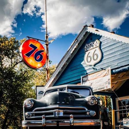 Parks Store on Route 66, vintage 76 sign and classic car